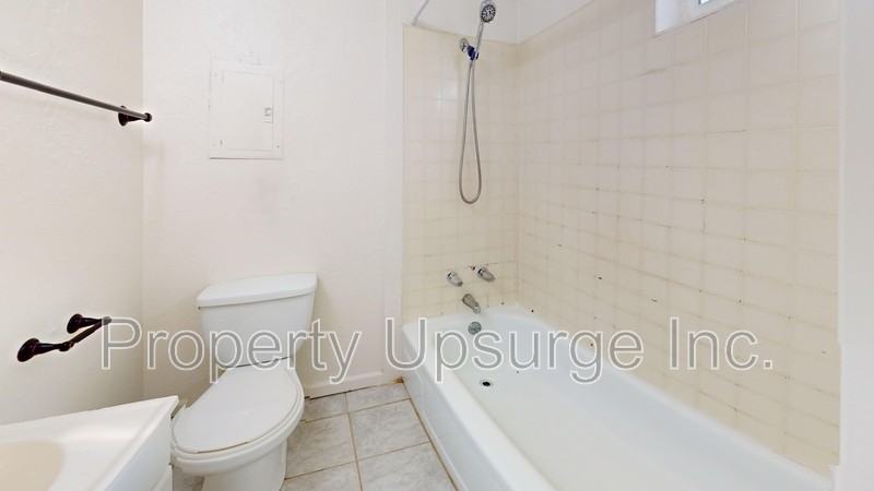 1508 Montana Ave - Photo 5 of 7