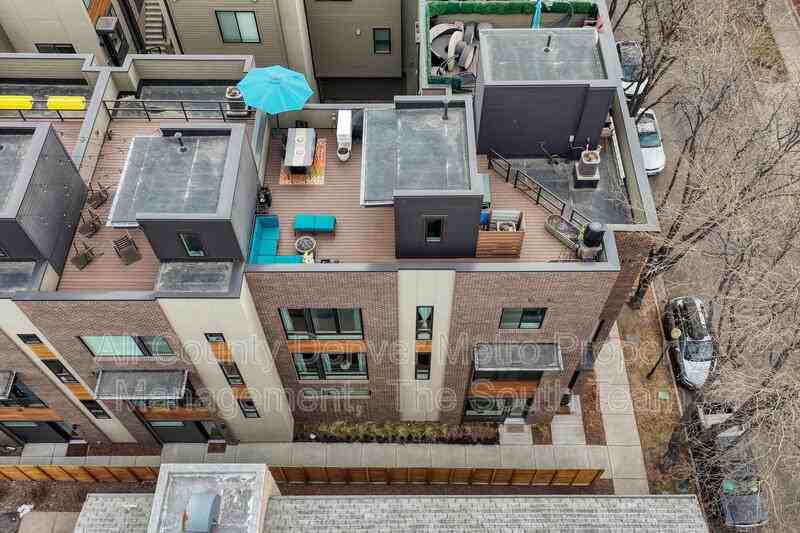 2432 N Washington St - Photo 2 of 14