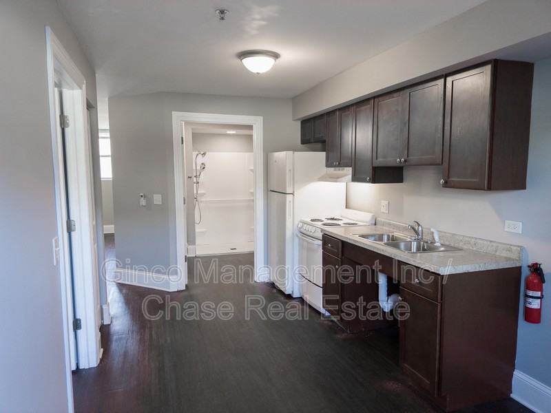 117 N Hickory St - Photo 2 of 9
