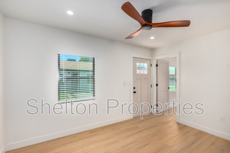 616 N 10th Ave #H - Photo 2 of 19