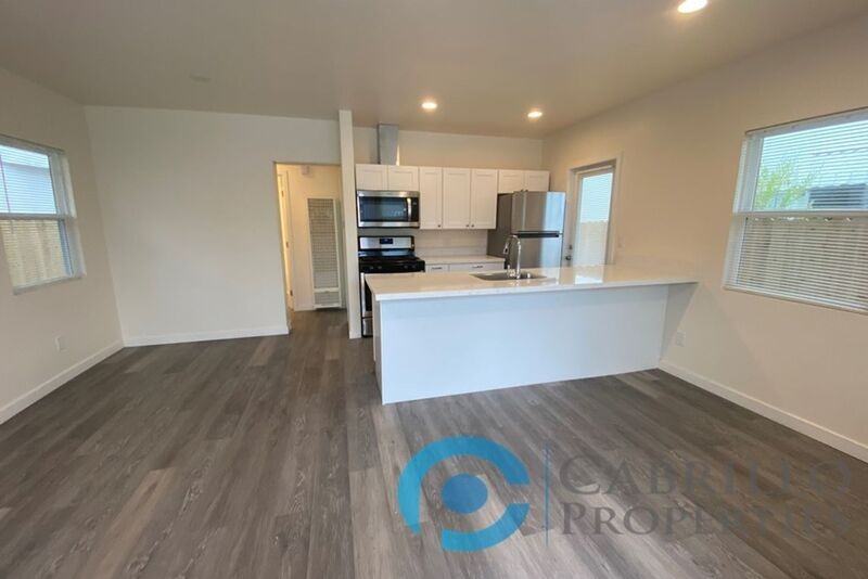 4132 Utah St - Photo 7 of 18