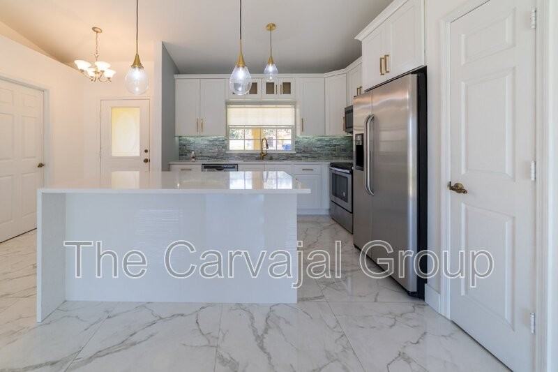 14426 Indian Ridge Trl - Photo 7 of 33