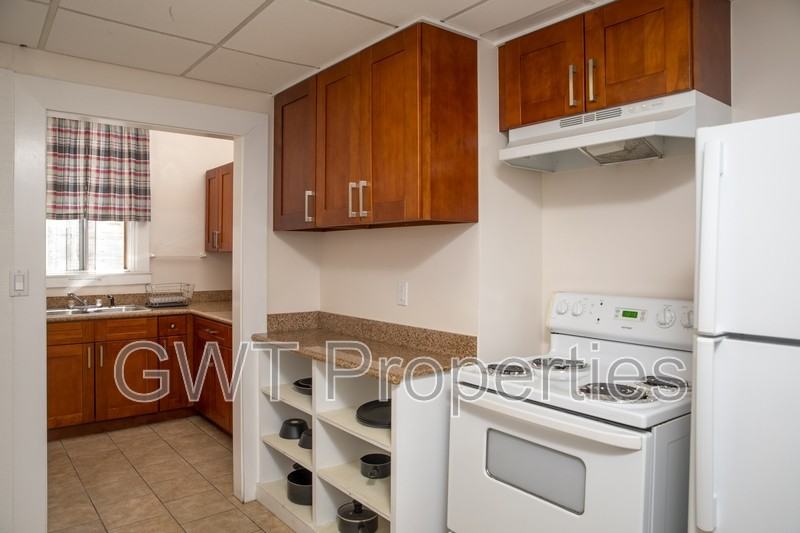 412 Hayes St #611 - Photo 5 of 13