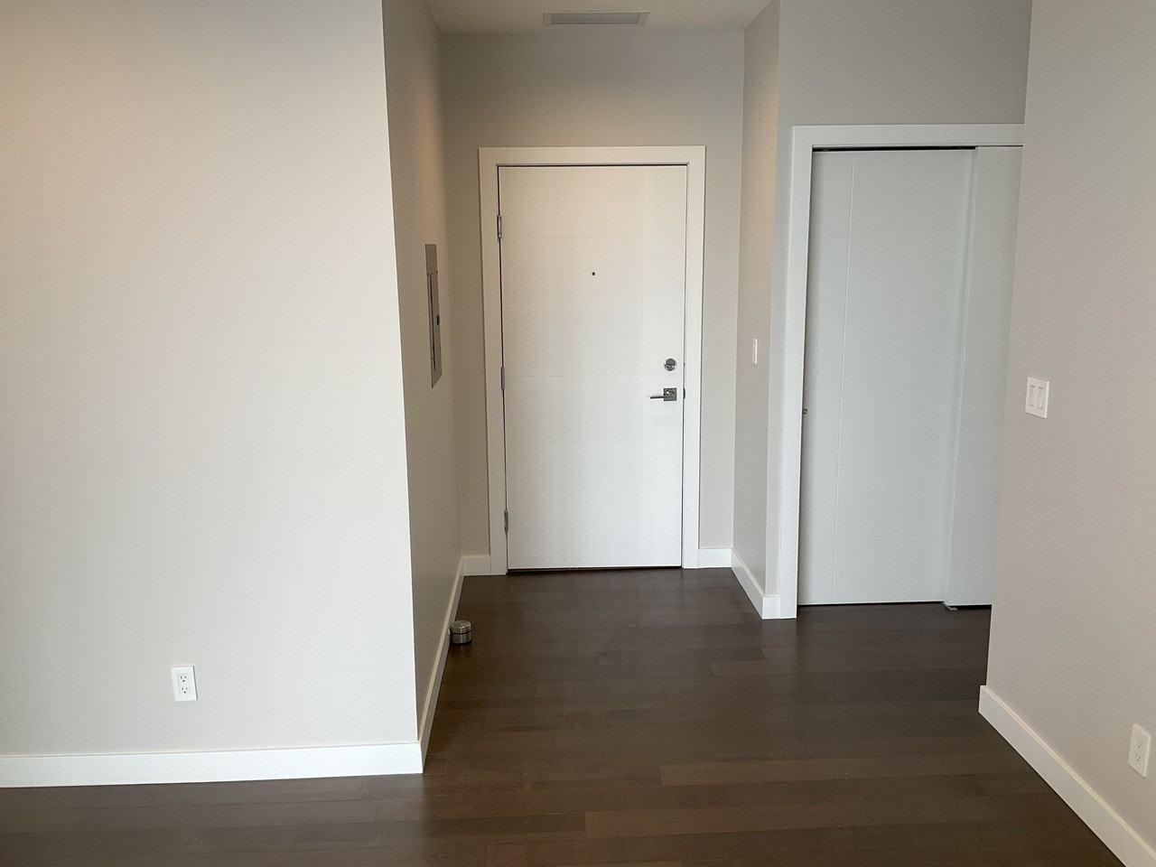 9999 103 St Nw - Photo 2 of 31