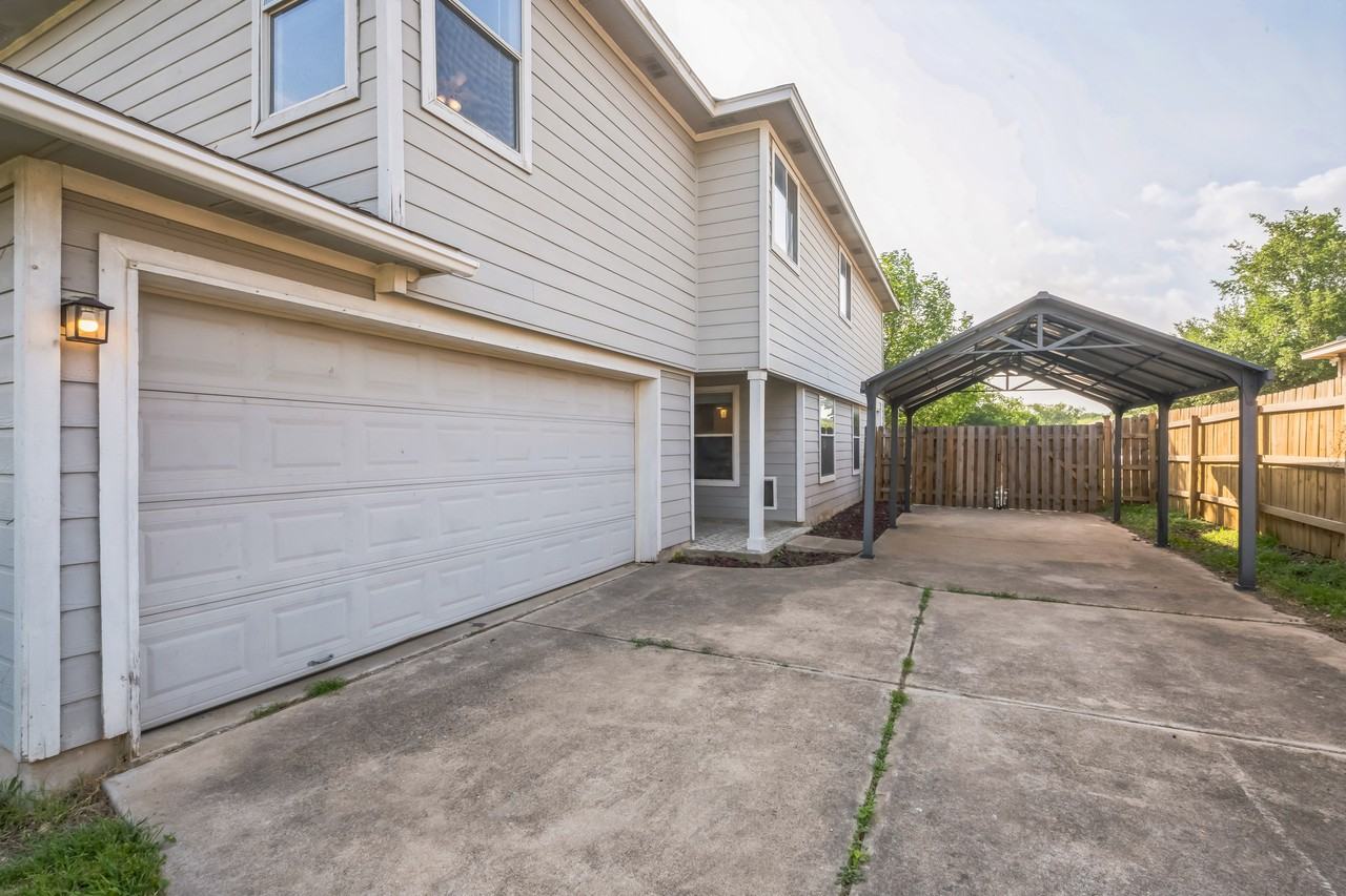 11328 Hungry Horse Dr - Photo 4 of 30