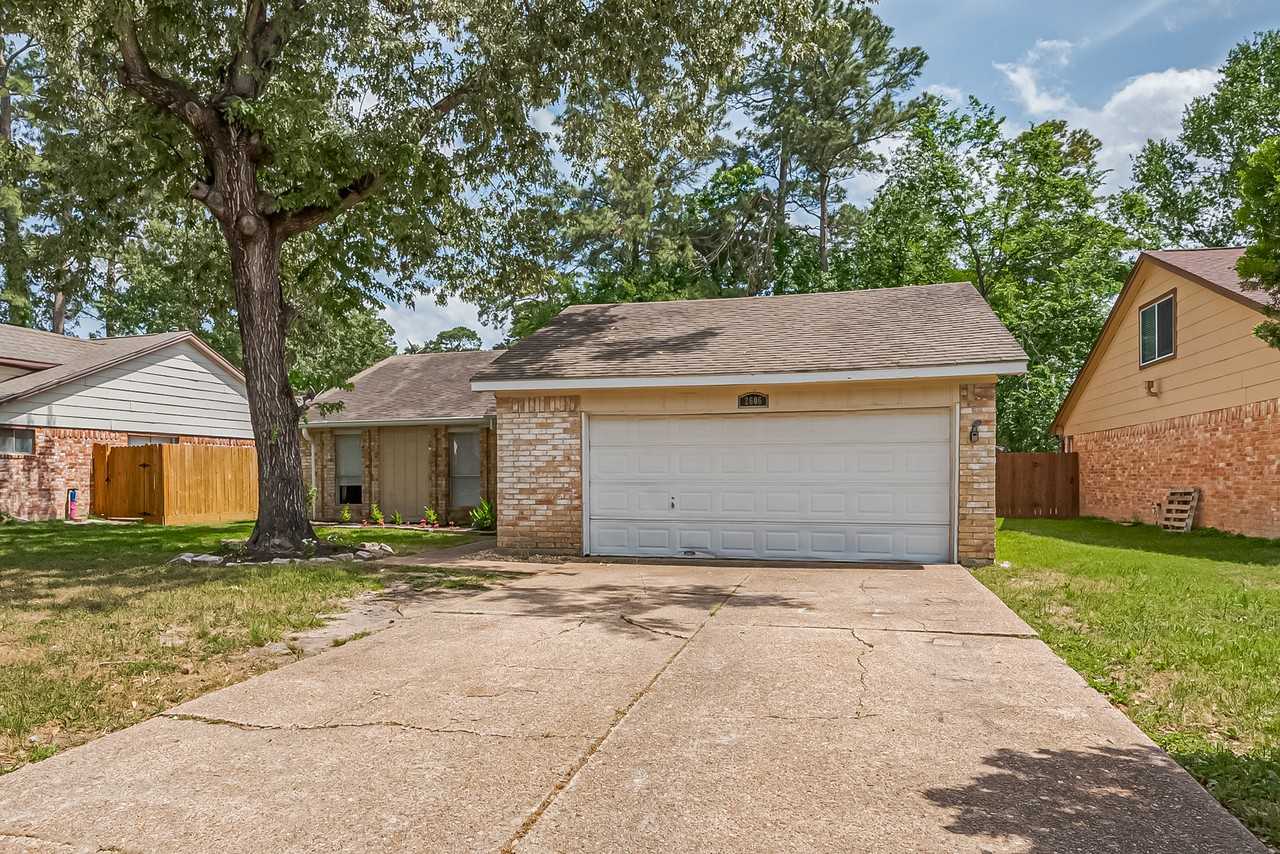 2606 Lexington Woods Dr - Photo 2 of 36