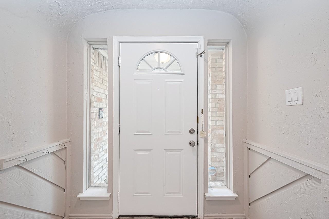 2606 Lexington Woods Dr - Photo 7 of 36