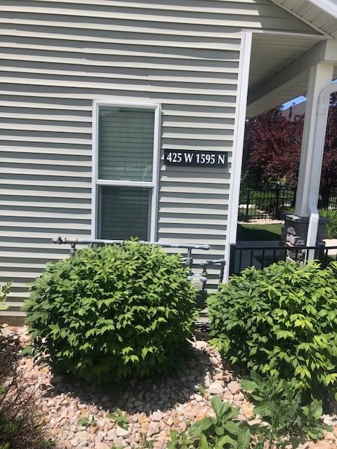 425 Wn - Photo 2 of 2