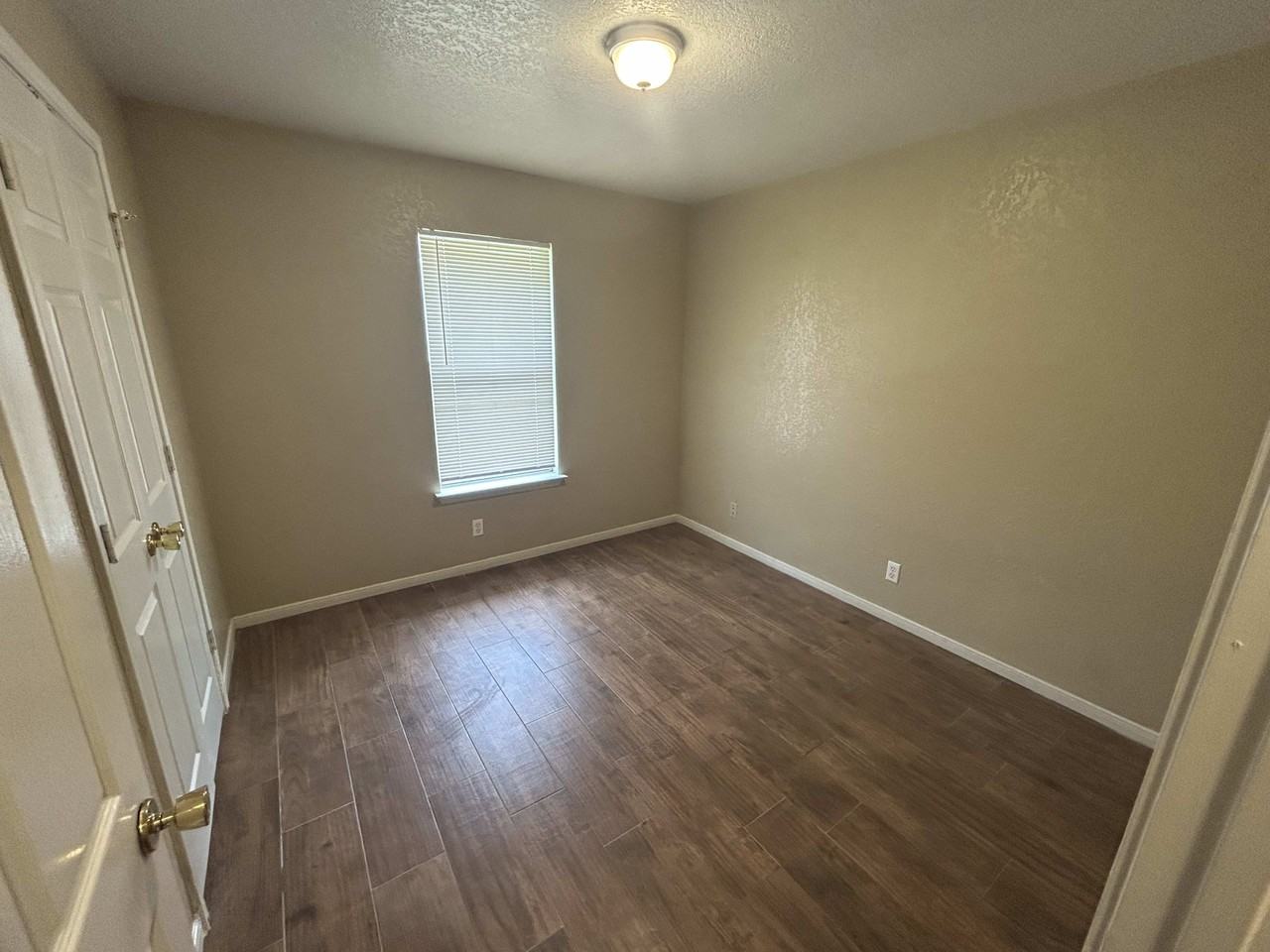 3203 Raven Dr - Photo 3 of 5