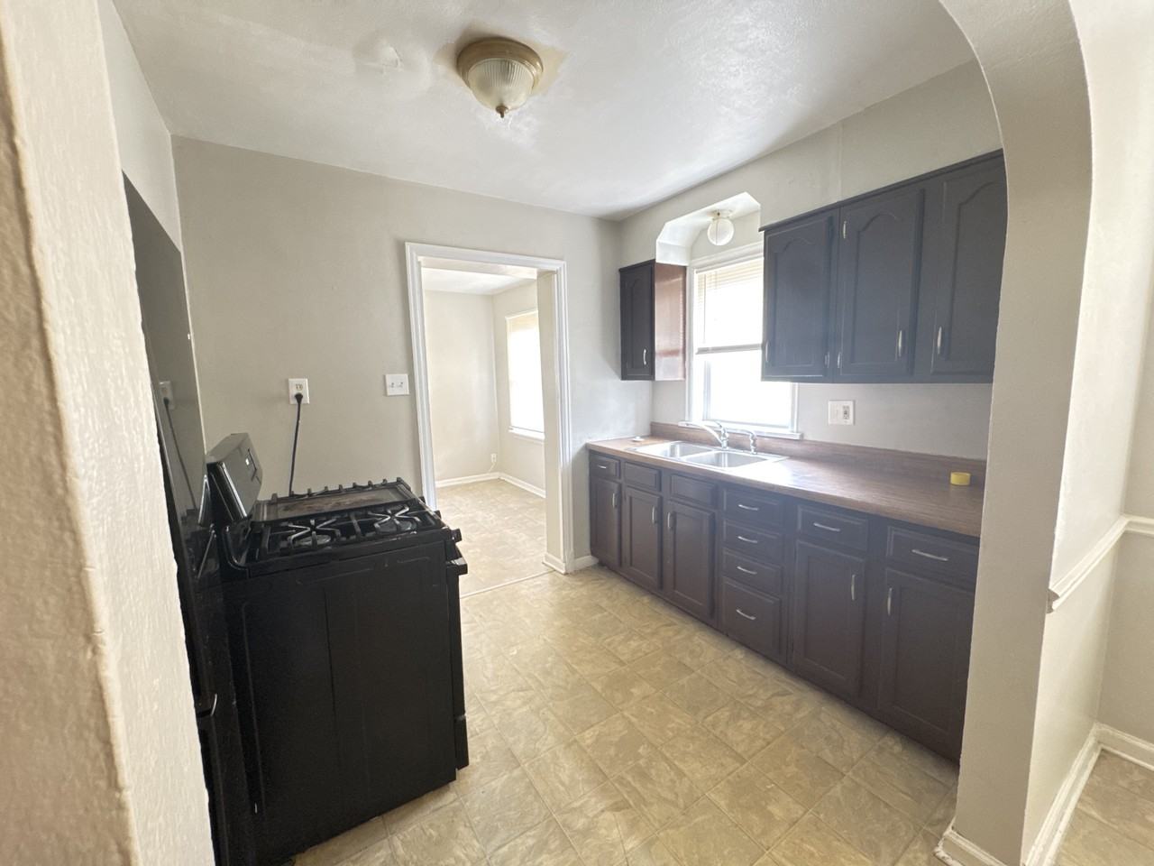 10193 Green Valley Dr - Photo 5 of 9