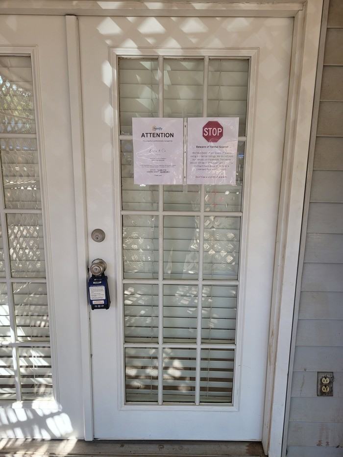 4243 Siesta Ln - Photo 2 of 30