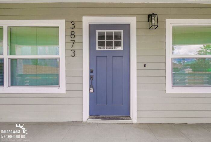 3871 37th St #3873 - Photo 3 of 25