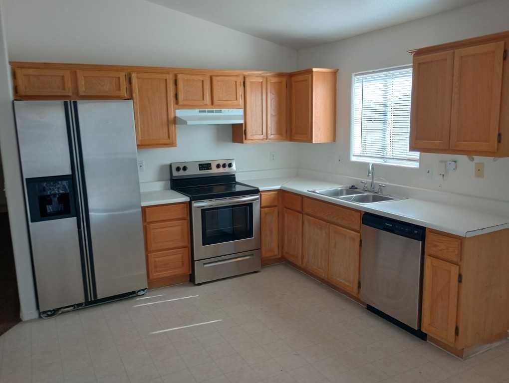 12337 W Lobo Dr - Photo 2 of 20