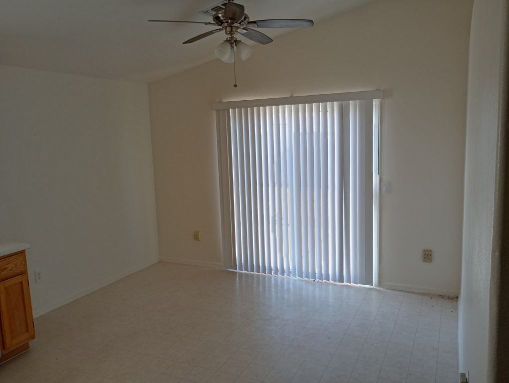 12337 W Lobo Dr - Photo 7 of 20