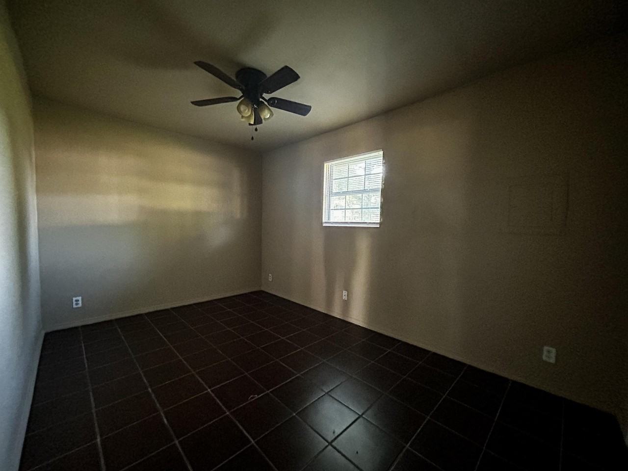 816 West Hastings Avenue - Photo 6 of 7