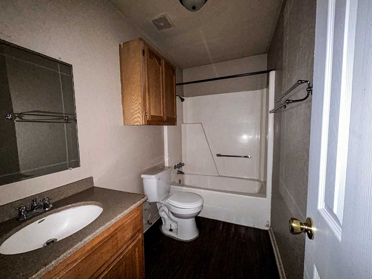 816 West Hastings Avenue - Photo 7 of 7