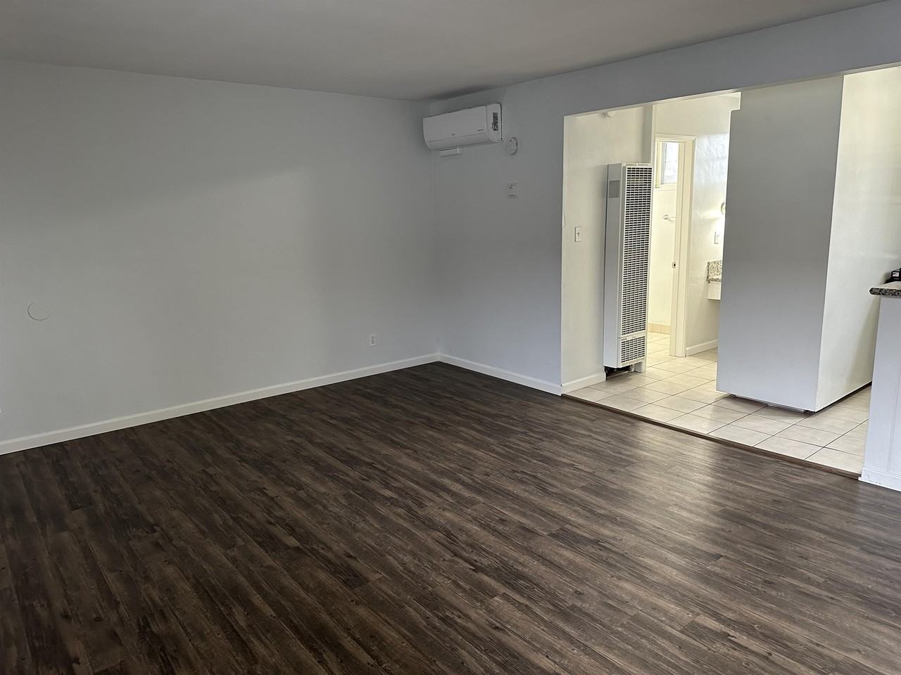 777 Seacoast Drive - Photo 4 of 15