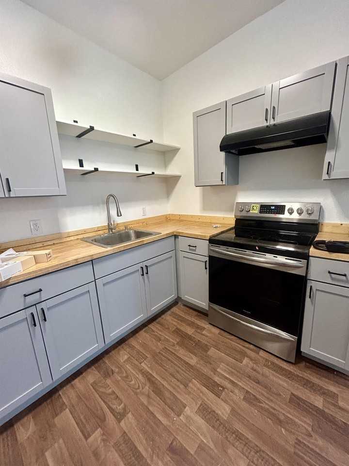 909 Choctaw Street - Photo 2 of 7