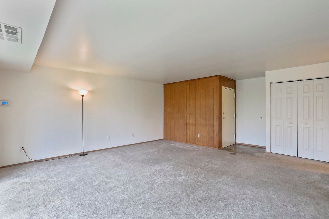 620 6th Avenue - Photo 5 of 50