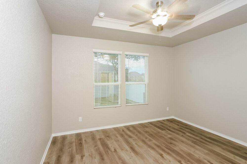 10159 Round Rdg - Photo 7 of 16