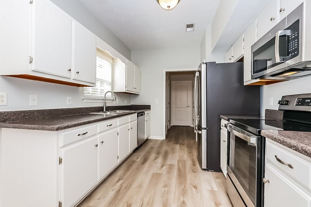 459 Nyu Pl - Photo 7 of 17