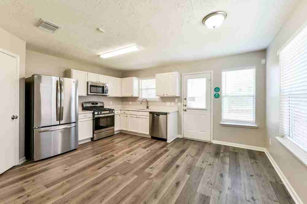 10247 Country Squire Blvd #1 - Photo 6 of 16