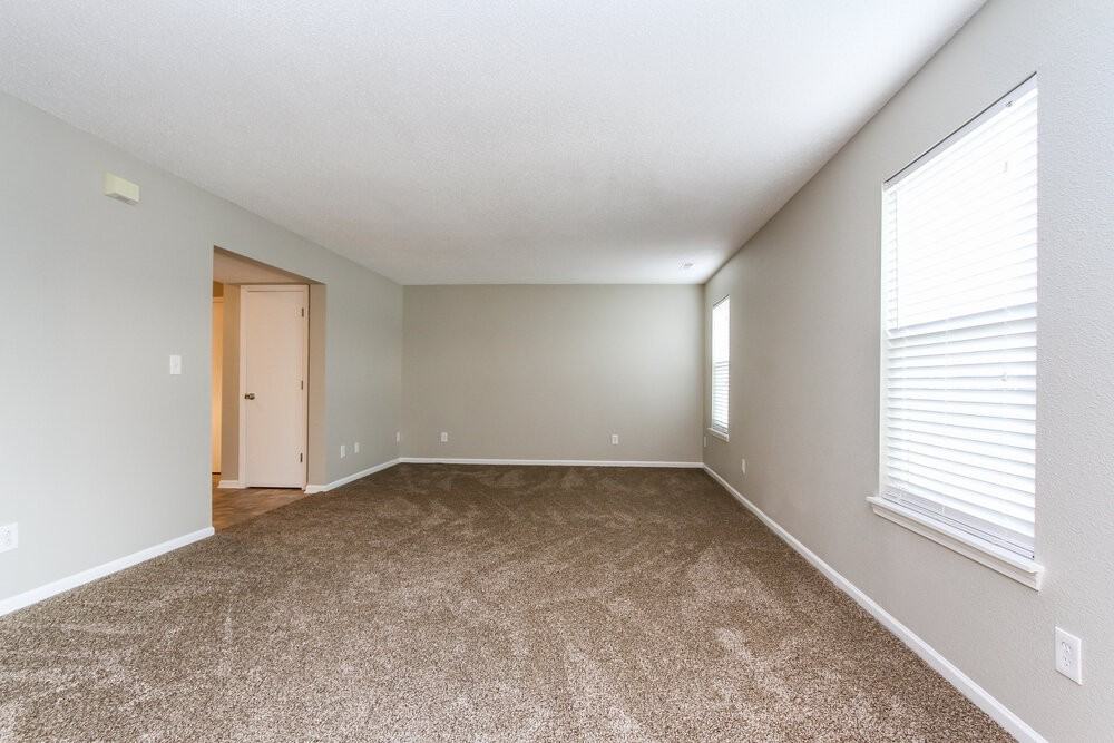 2828 Mingo Court - Photo 3 of 17