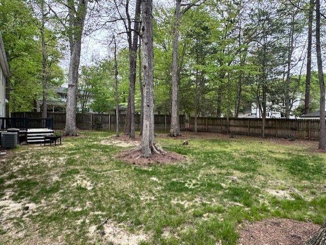 7047 Maple Ct - Photo 3 of 21