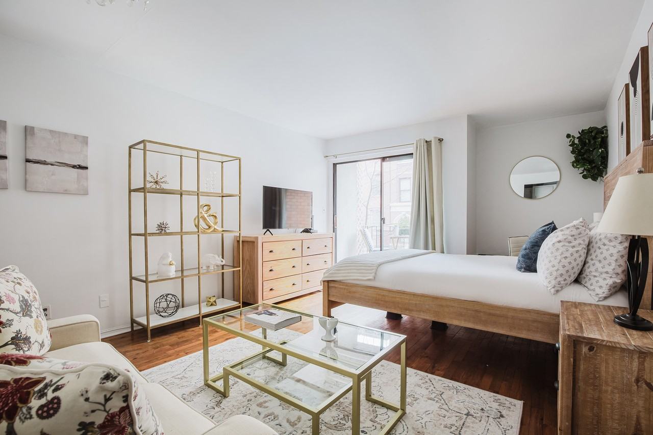 328 West 11th Street #1050881P - Photo 3 of 17