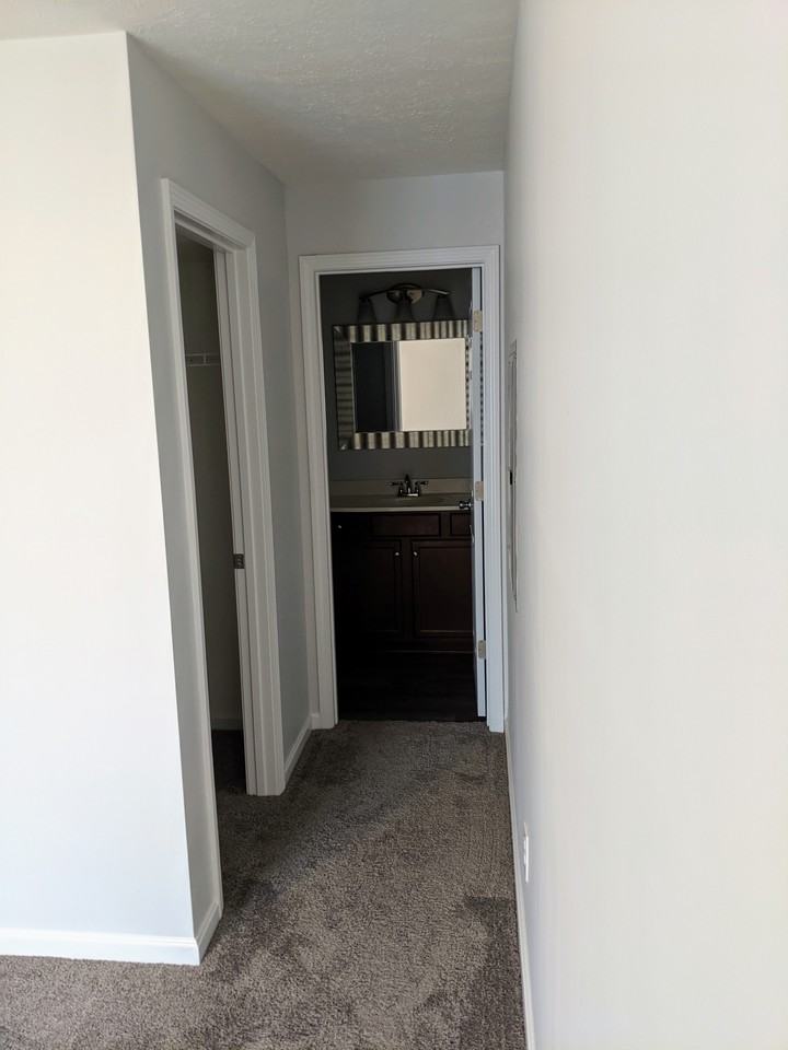 5601 Chariot Run Drive - Photo 5 of 49