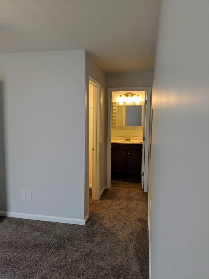 5601 Chariot Run Drive - Photo 6 of 49