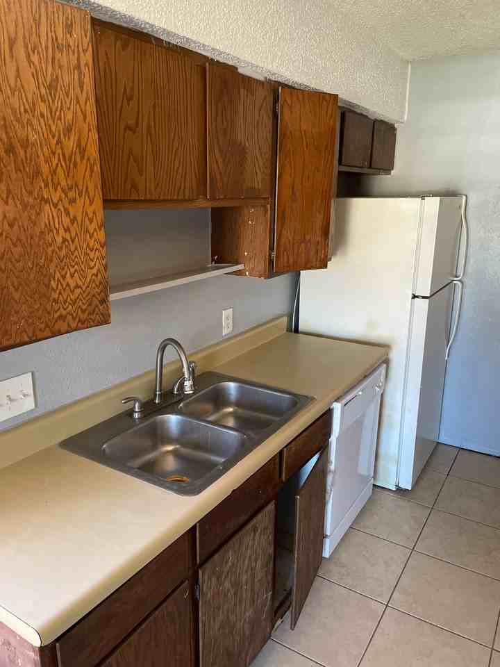 905 Fieldwood Drive #A - Photo 2 of 11