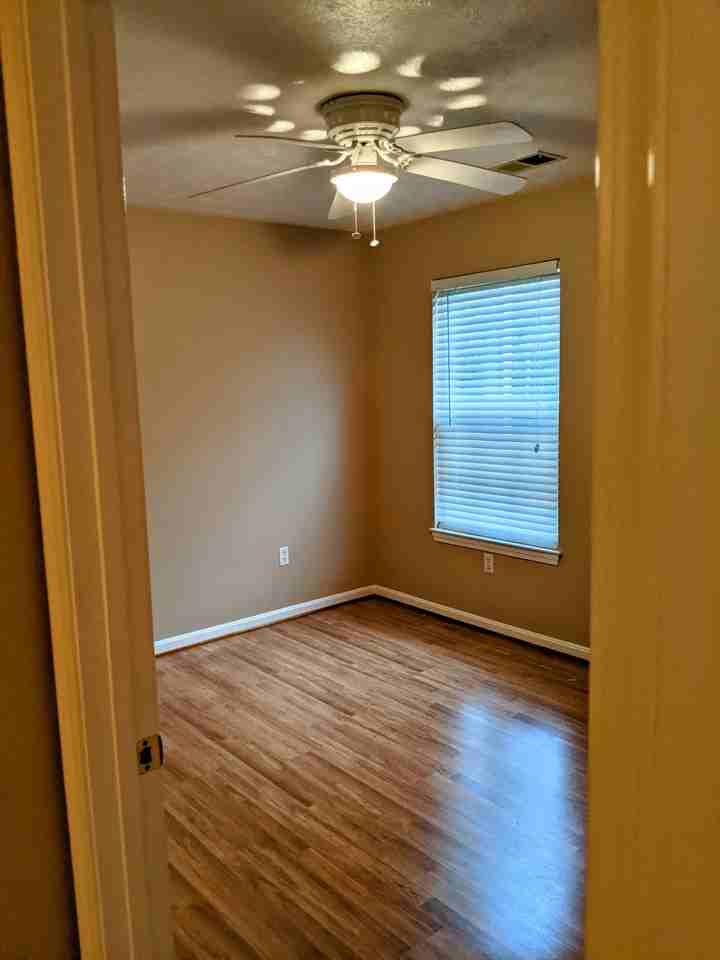 9303 Stonestreet Road #101 - Photo 6 of 30