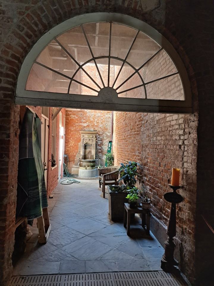 627 Saint Peter - Photo 6 of 51