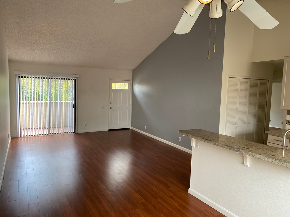 801 Newport Ave ##201 - Photo 6 of 11