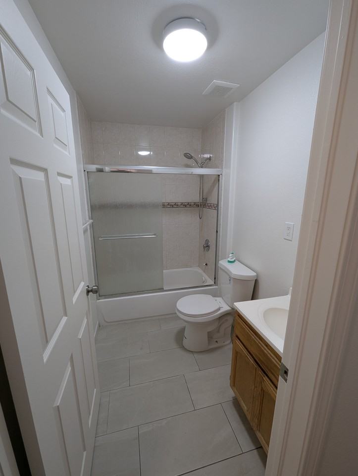5370 Poplar Blvd #5370 - Photo 7 of 15
