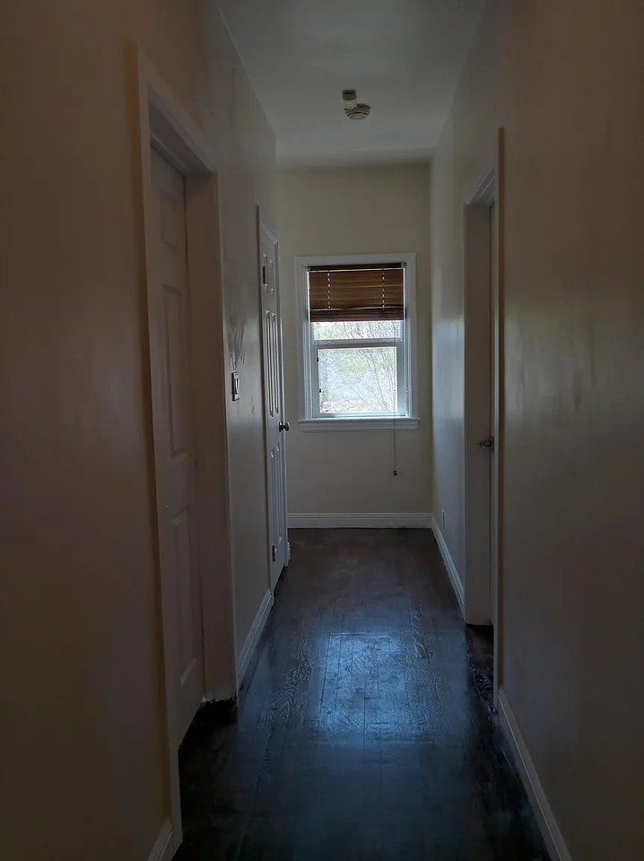 1321 East Mabel Street - Photo 4 of 34