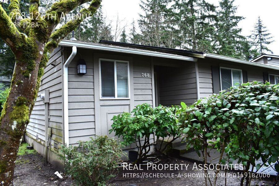 768 126th Ave Ne - Photo 2 of 21