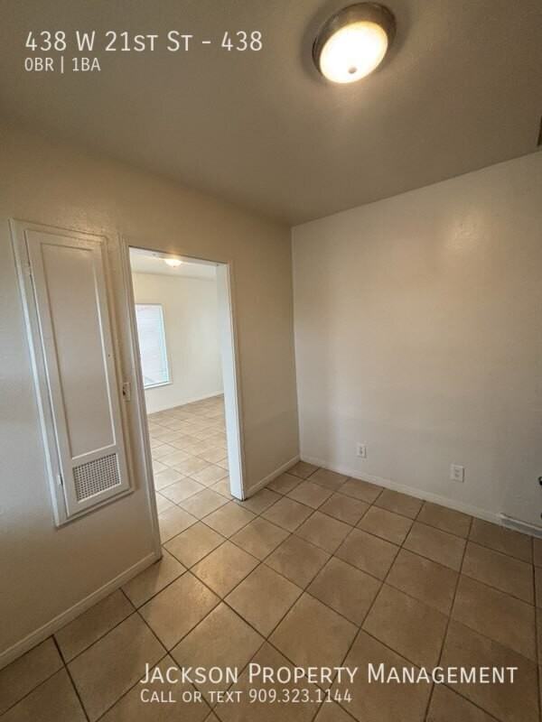 438 W 21st St #438 - Photo 3 of 10