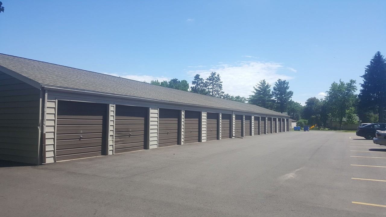 515 Calhoun Place - Photo 2 of 50