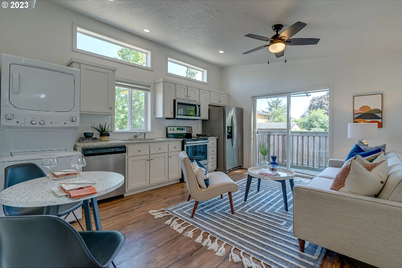 8141 Se 74th Ave #B - Photo 6 of 12