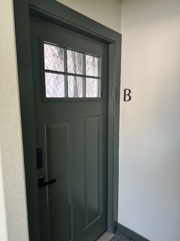 411 N 1st St #B - Photo 2 of 11