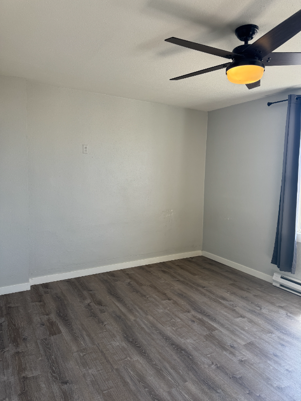 411 N 1st St #B - Photo 7 of 11