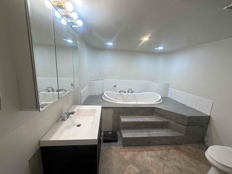 3100 Se 122nd Ave #MAIN - Photo 3 of 16