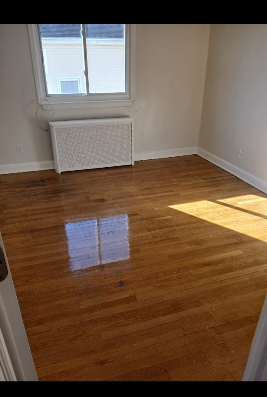 142 Jackson Ave #2ndFL - Photo 3 of 5