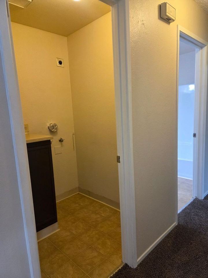 Vista Verde Apartments - Photo 7 of 14