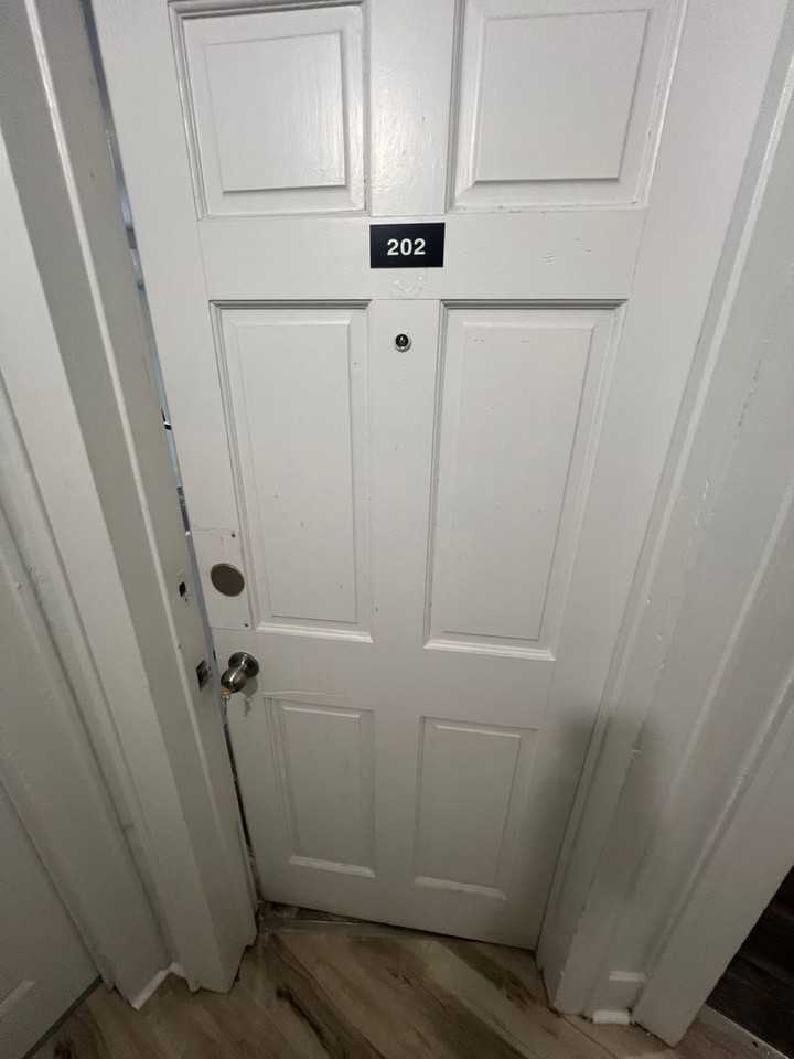 735 10th Street - Photo 2 of 26