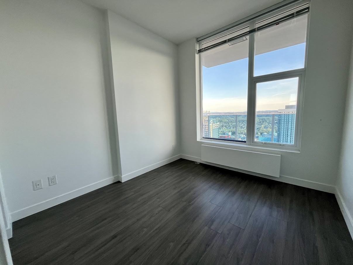 13615 Fraser Highway #3910