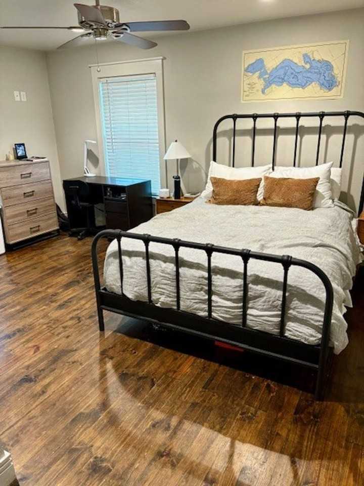 412 University St - Photo 6 of 10