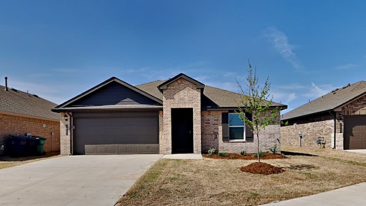 2825 Otis Ln - Photo 2 of 21